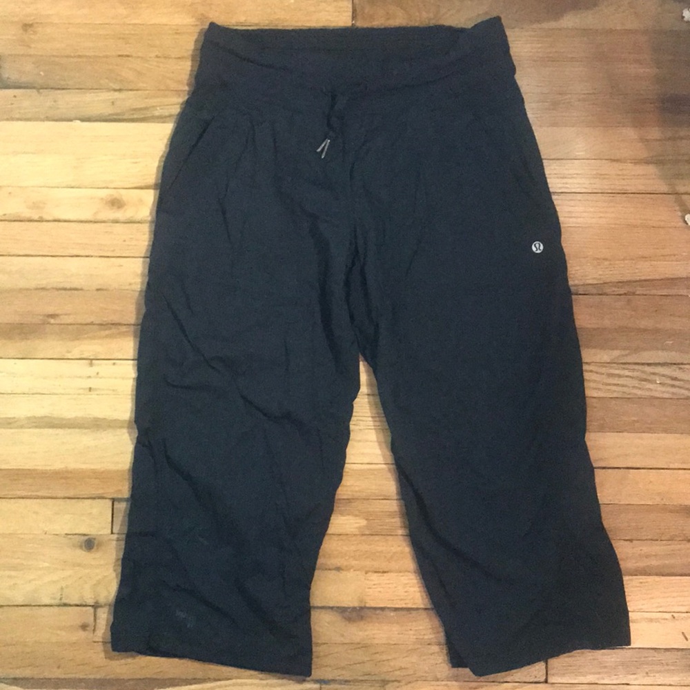 Lululemon dance studio cropped pant